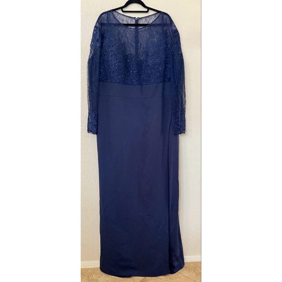 New Mac Duggal Lace Bodice Long sleeve Gown W/ Slit Sz 18W - Picture 5 of 11